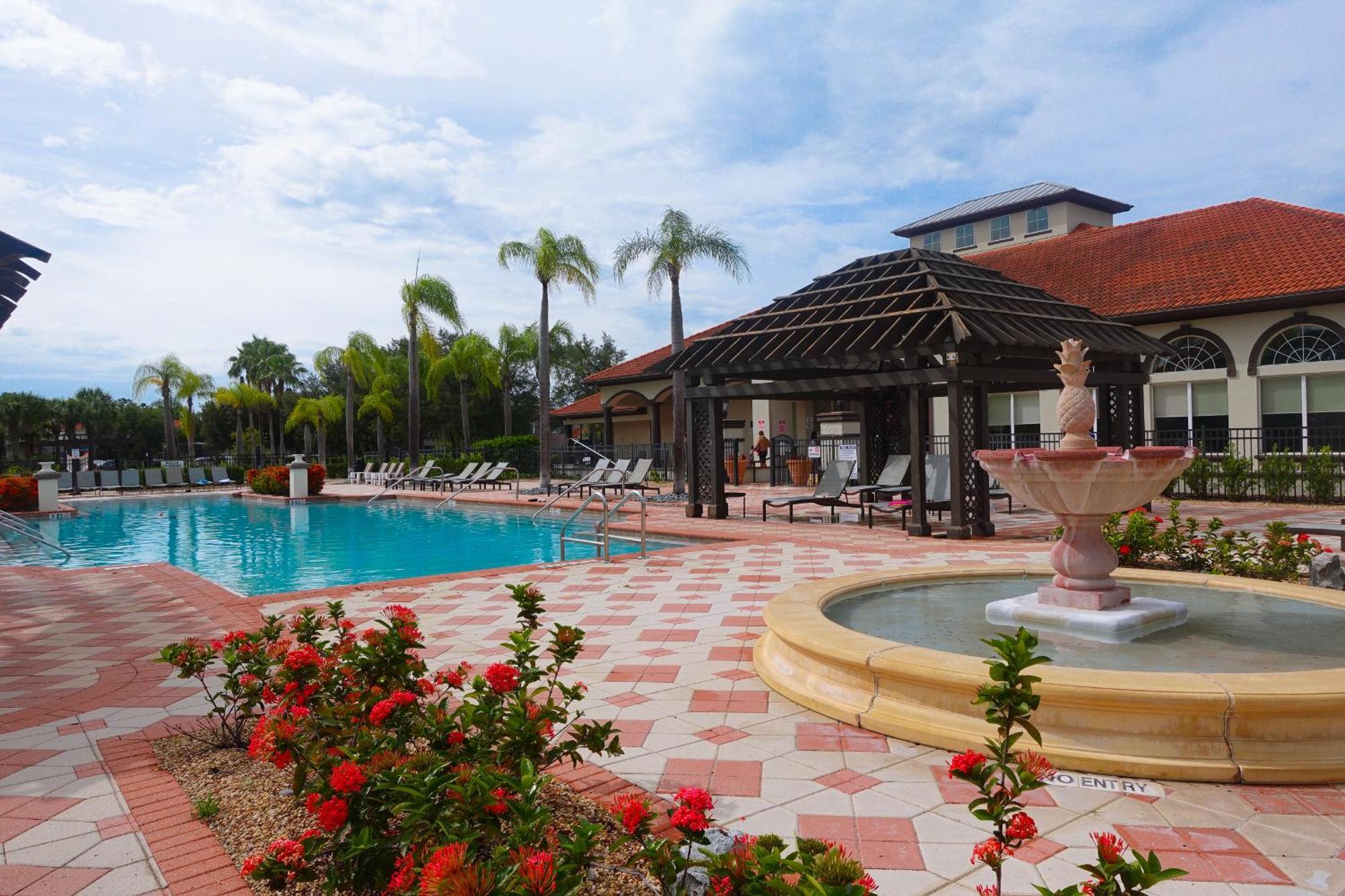 Waterfront Brand New Modern Luxury 8 Bedroom Pool House! Sleeps 16 Kissimmee Eksteriør bilde