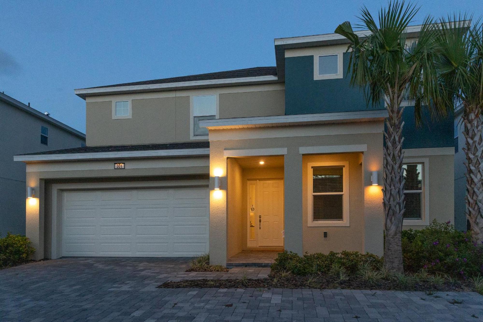 Waterfront Brand New Modern Luxury 8 Bedroom Pool House! Sleeps 16 Kissimmee Eksteriør bilde